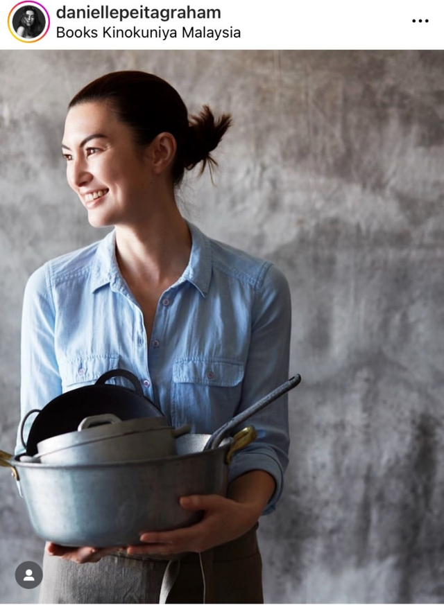 迷倒谢霆锋的玉兰油姐姐，25年后变成这样了？