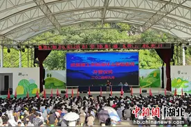 京山市绿林山研学营地迎来千名大学生开展劳动实践图片