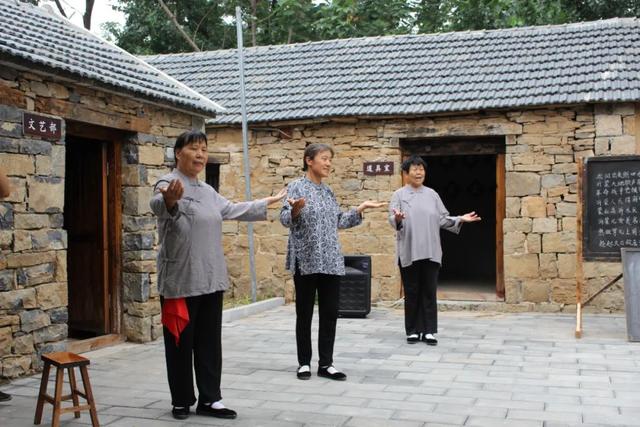 打卡东高庄！实境红色剧场如此红火!