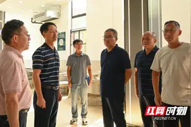 湘中幼专开展秋季开学前校园安全检查图片