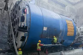 首批自主研制！青岛地铁这两台“功勋老将”在9号线迎来第三次“变形重生”图片