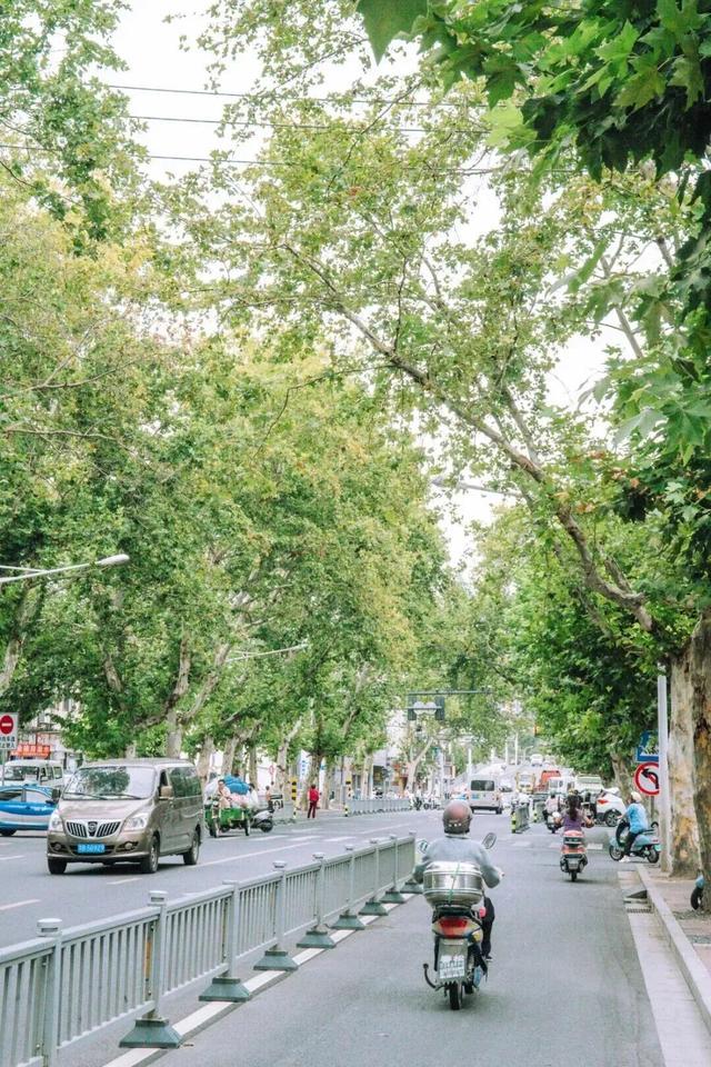 无锡有条石门路