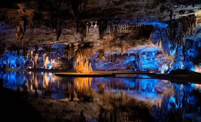 惊艳伦敦！双河溶洞携北纬 28°秘境奇观闪耀世界舞台！