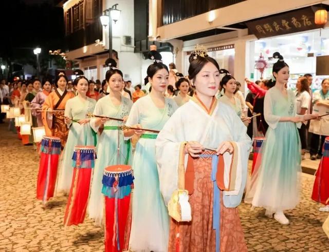 穿越千年，州桥老街再现“璀璨人间”！