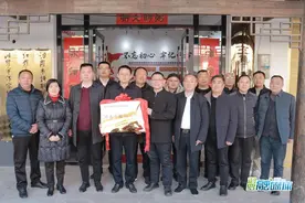 汨罗市弼时镇荣获“湖南省楹联文化镇”称号图片