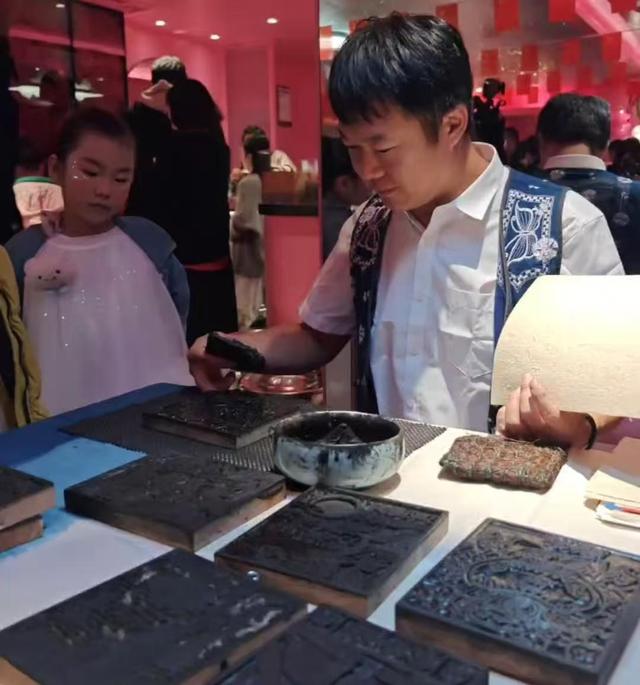 当非遗遇见“洱海月”：一场游船上的沉浸式文化盛宴