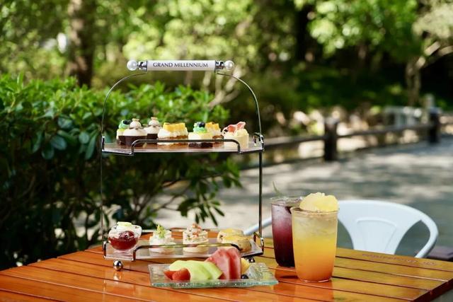 上海Citywalk正当时！市区5星级酒店客房折上折！大闸蟹自助、双人下午茶特惠价！免费住宿福利到