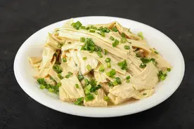 这种食物热量很高，堪比猪大肠！很多人却还在把它当减脂餐图片