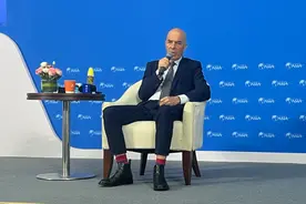 博鳌时间|世行前副行长戈尔丁答一财：特朗普关税政策持续打压美元图片