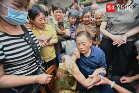 65年后的重逢，南京南昌两地警方帮助九旬老人找回失散儿子图片