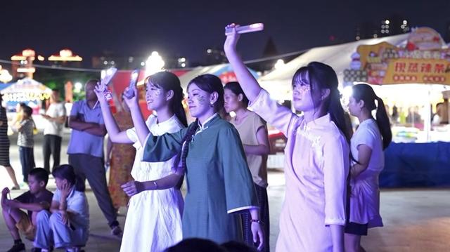 2025烟台国际海岸生活季四场活动书写烟台的“夏日记忆”