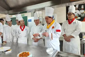 劳动者|“山东队长”之刘雪峰：鲁菜名厨有个“国际梦”图片