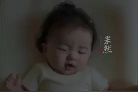 博主分享 AI 创作视频“普通女孩的一生”，画面温暖治愈感动众多网友。图片