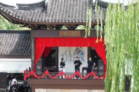 京剧《沙家浜》定名60周年 北京京剧院众名角沙家浜实景演经典图片