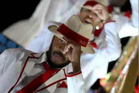 （外代一线）里约狂欢节表演精彩纷呈图片