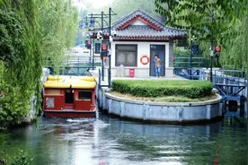 初夏泉城换新装图片