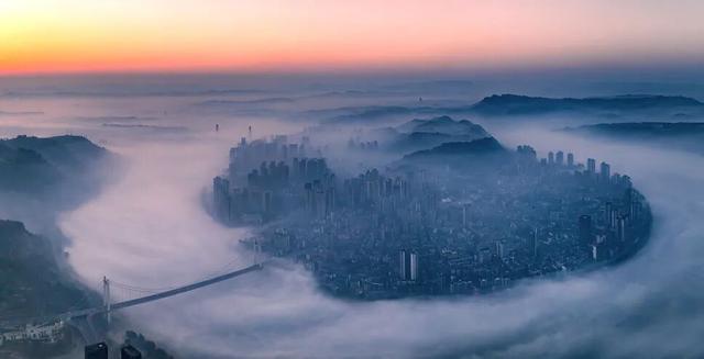 宝藏公交，移动的风景画廊
