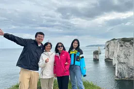 夫妻从世界500强离职，开粤A车带妈妈环游亚非欧：一路不断挑战和学习图片