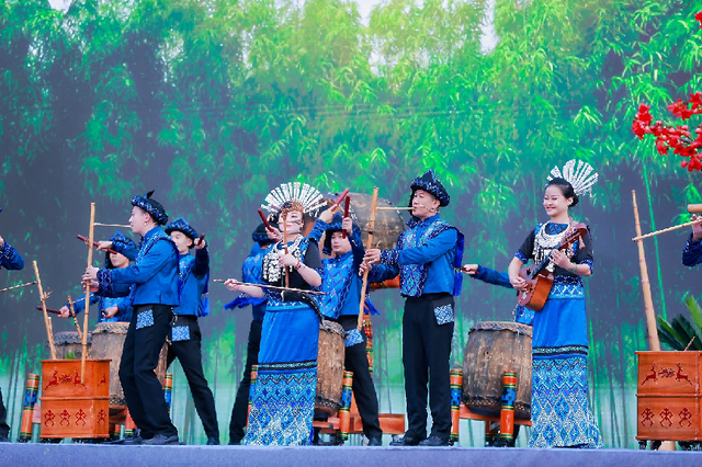 2025年“雨林与您”昌江实景演出谱写人与自然新故事