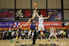 【视频】2024年东莞市篮球联赛甲级比赛开赛，为东莞石碣队加油助威！图片
