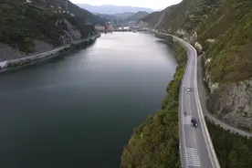 悠悠汉水 汩汩清流——陕西安康在青山绿水间绘就安居乐业新图景图片