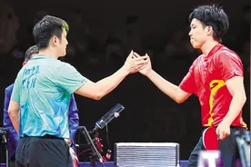 国乒开启传承新时代——00后王楚钦获得亚运会乒乓球男单冠军图片