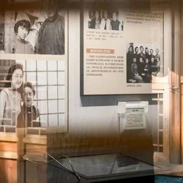 返程路上翻“朋友圈”，西城的快乐跳出屏幕