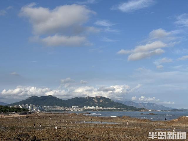 海边漫步过周末