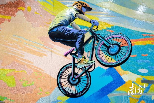 人人人！黄江地铁新“顶流打卡点”出现了！