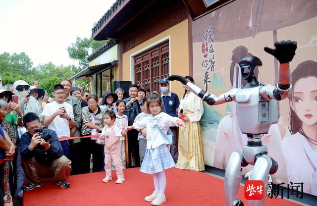 诗画镇江节味浓，“十一”假期首日，镇江市文旅景区人气爆棚