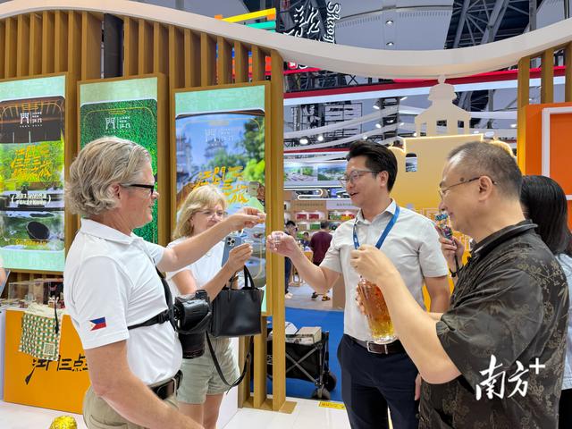 江门三点三精彩之旅亮相广东旅博会，国内外游客点赞侨都魅力