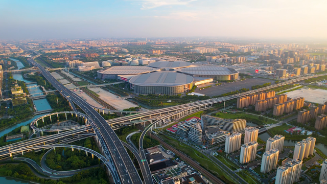 2025进博优品交易会宣介会举行，青浦推介农文旅商体展“六业”融合优质资源