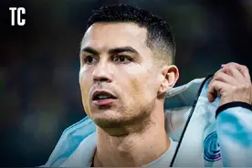 体坛联播｜C罗53球加冕年度射手王，曼联两球落后逆转维拉图片