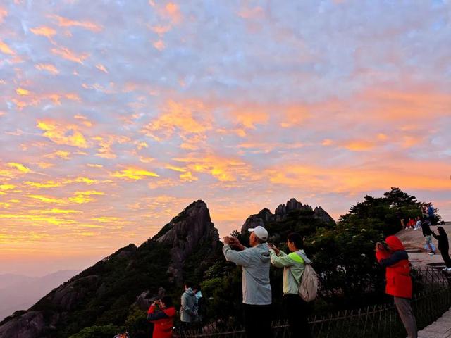 跨越山海的善意:“效能黄山”温暖着每一位游客的旅程