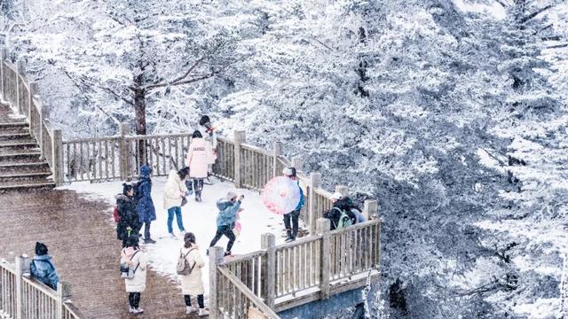 在大邑，降雪基础，滑雪就不基础！