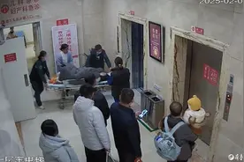 惊险一刻！聊城一孕妇羊水破裂，医院上演生命守护战图片