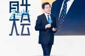 李开复：AI在2025年将超过博士水平图片