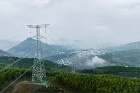 跨经营区常态化电力交易机制启动，南方区域超20亿度电支援华东迎峰度夏图片