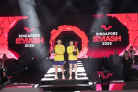 中国组合林诗栋/蒯曼赢得WTT新加坡大满贯混双冠军图片