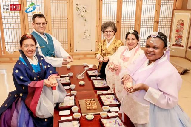 12国外交官走进延边，感受传统文化魅力