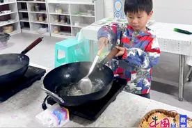 暖冬浓情，橘香四溢 宜宾江安大妙镇中心幼儿园萌娃自制橘子茶图片