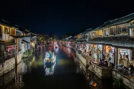 “梦西塘·船说”花船巡游惊艳亮相，开启长三角文旅夜游新风尚图片