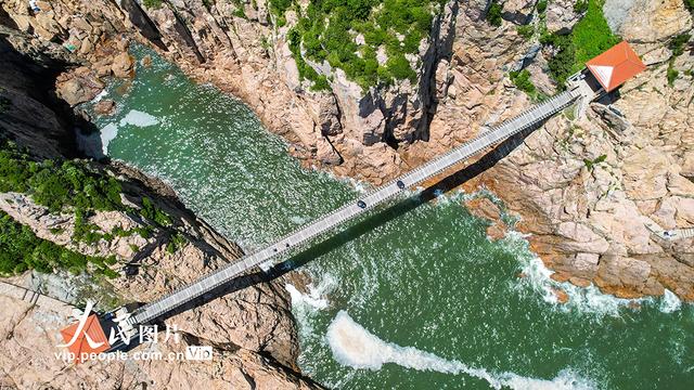 浙江台州：海岛旅游人气旺