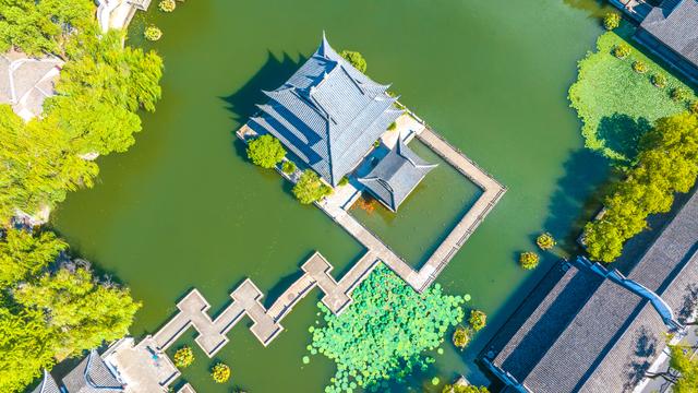 浙江湖州：南浔文园古色古香