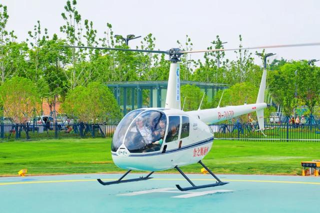 换个角度看荆楚——武汉光谷云端双体验！