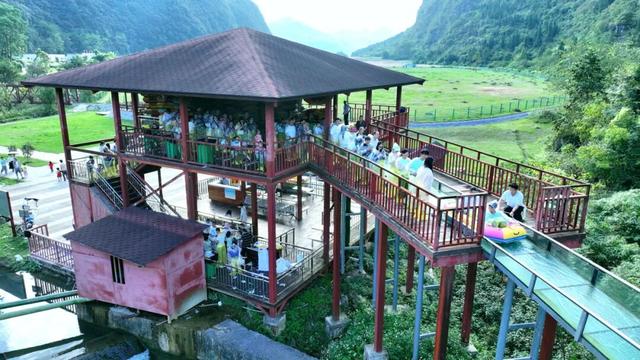 这个假期，25万游客在长顺“花样”过节！