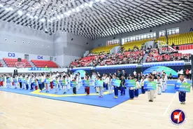 力量与技巧碰撞，星城600余名跆拳道少年上演热血对决图片
