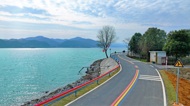 致益阳：山河执笔 绿茵场上竞风流