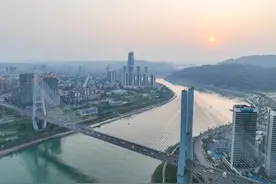 市州观察丨站上“4000亿”台阶 宜宾再出发图片