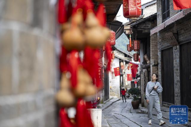 湖北羊楼洞：老街焕新打造特色旅游体验